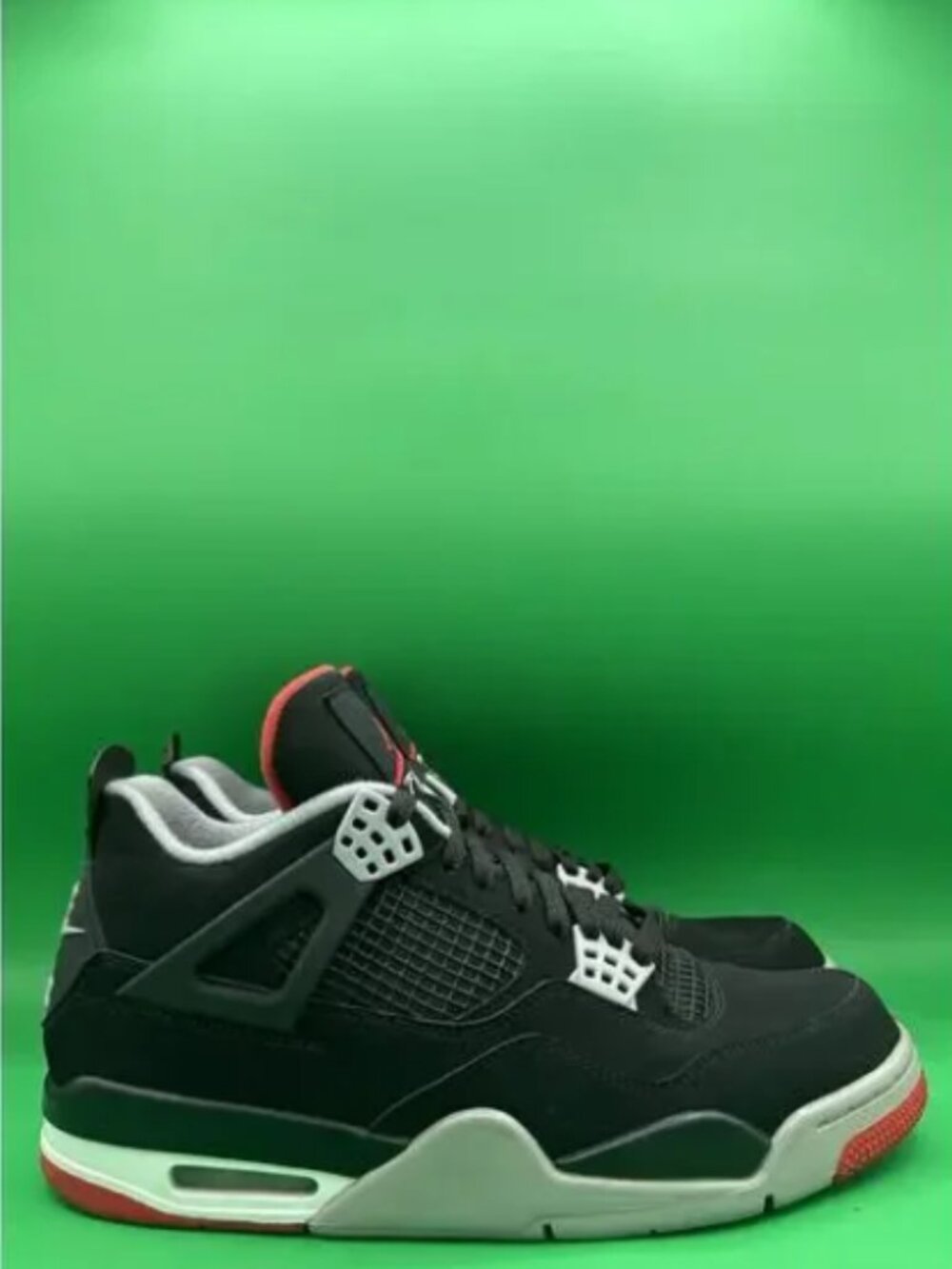 Air Jordan 4 Retro “Bred”